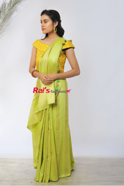 Handloom Soft Silk Saree With All Over Gicha Weaving Stripes Design (RAI513)