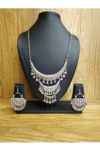 Silver Hasuli And Charms Combine Chain (KR483)