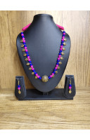 Glass Beads And Golden Charms Combine Handcrafted Jewellery (KR417) Glass Beads And Golden Charms Combine Handcrafted Jewellery (KR417)