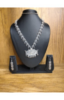 Silver Charms And Pendant Combine Jewellery With Nice Earrings (KR418) Silver Charms And Pendant Combine Jewellery With Nice Earrings (KR418)