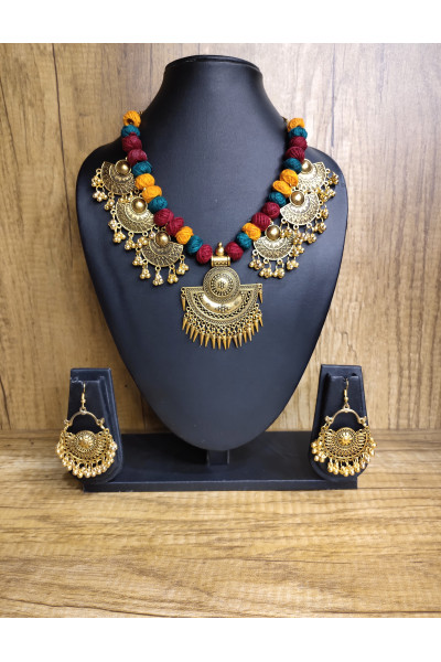 Color Cotton Balls And Golden Pendant Combine Jewellery (KR502)