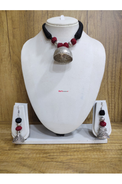 Cotton Balls And Silver Oxydize Charms Combine Fashionable Jewellery (RAI206521)