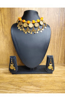 Silk Balls And Golden Charms Combine Handmade Jewellery (KR218)