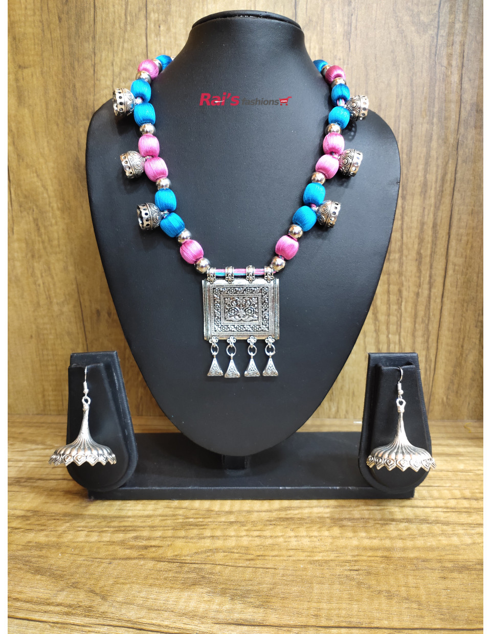 Silver Oxidize Charms With Nice Pendant And Silk Balls Combine Fashionable Jewellery (KR20) Silver Oxidize Charms With Nice Pendant And Silk Balls Combine Fashionable Jewellery (KR20)