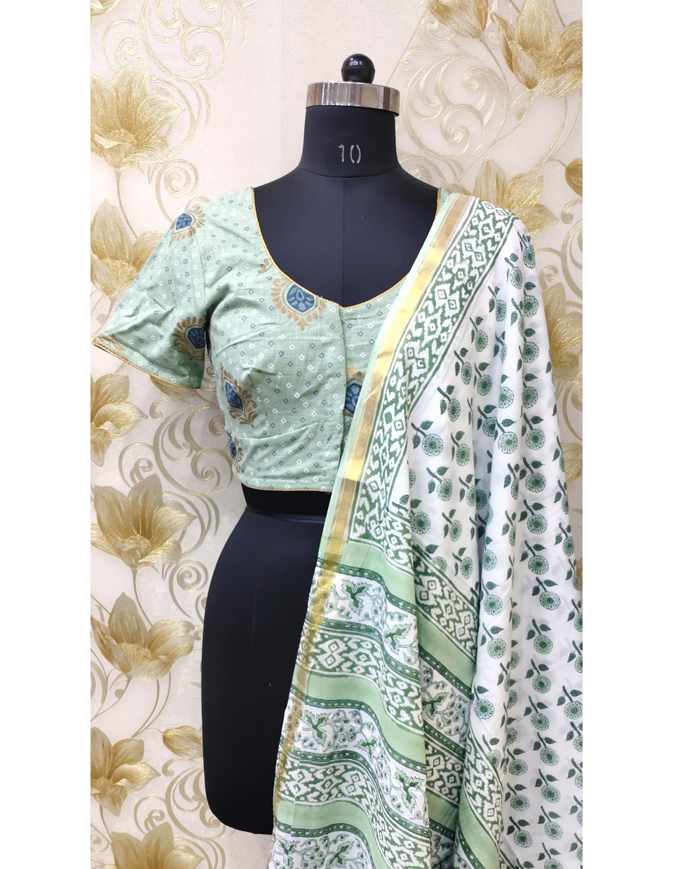 Pale Green Cotton Printed Blouse (KRBL886) Pale Green Cotton Printed Blouse (KRBL886)