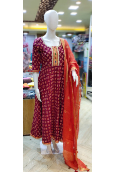 Round Neck Cotton Printed Long Gown With Lace Border (KR2091)