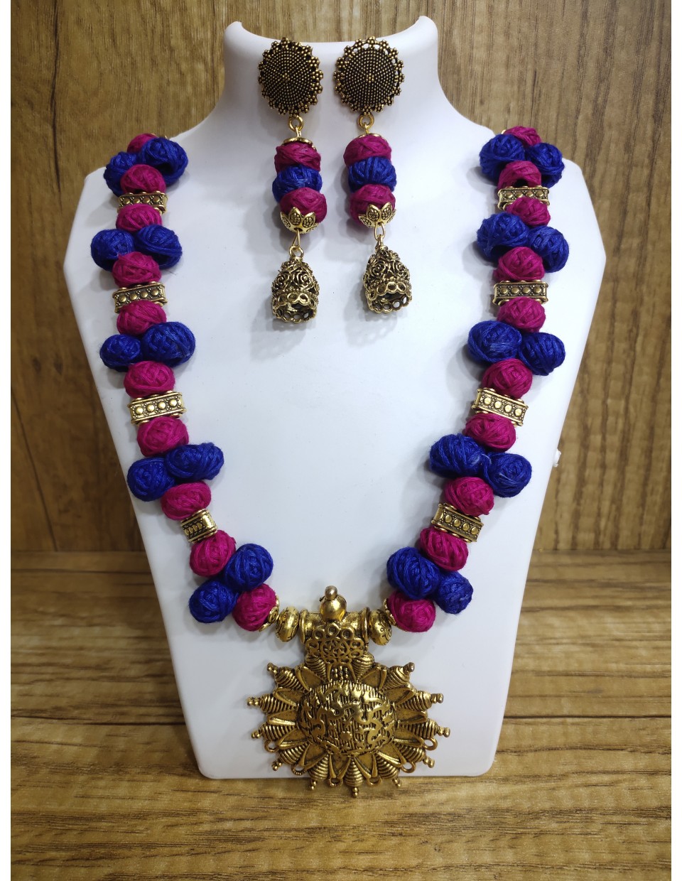 Cotton Balls With Golden Charms And Pendant Combine Handcrafted Jewellery (MA21J4) Cotton Balls With Golden Charms And Pendant Combine Handcrafted Jewellery (MA21J4)